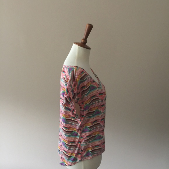 Leo Meets Virgo Aztec Print Top - Picture 2 of 7